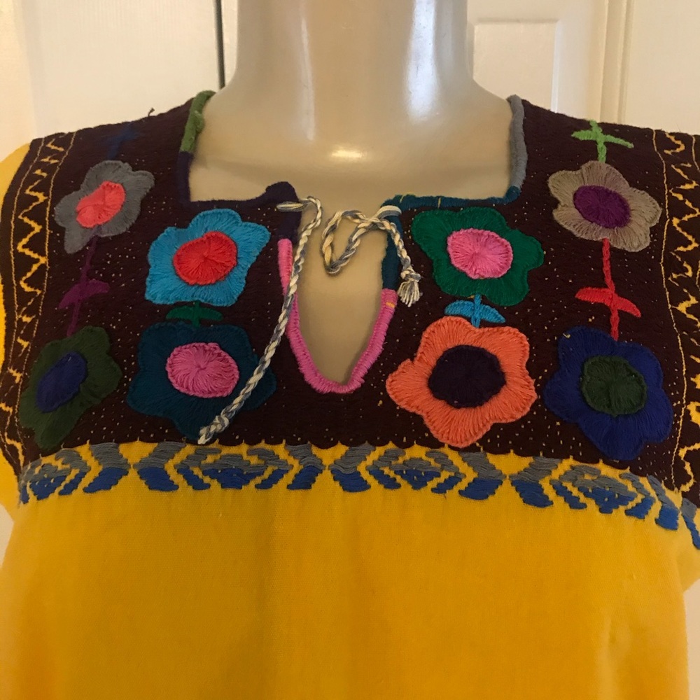 MEXICAN BLOUSE - Picture 2 of 5